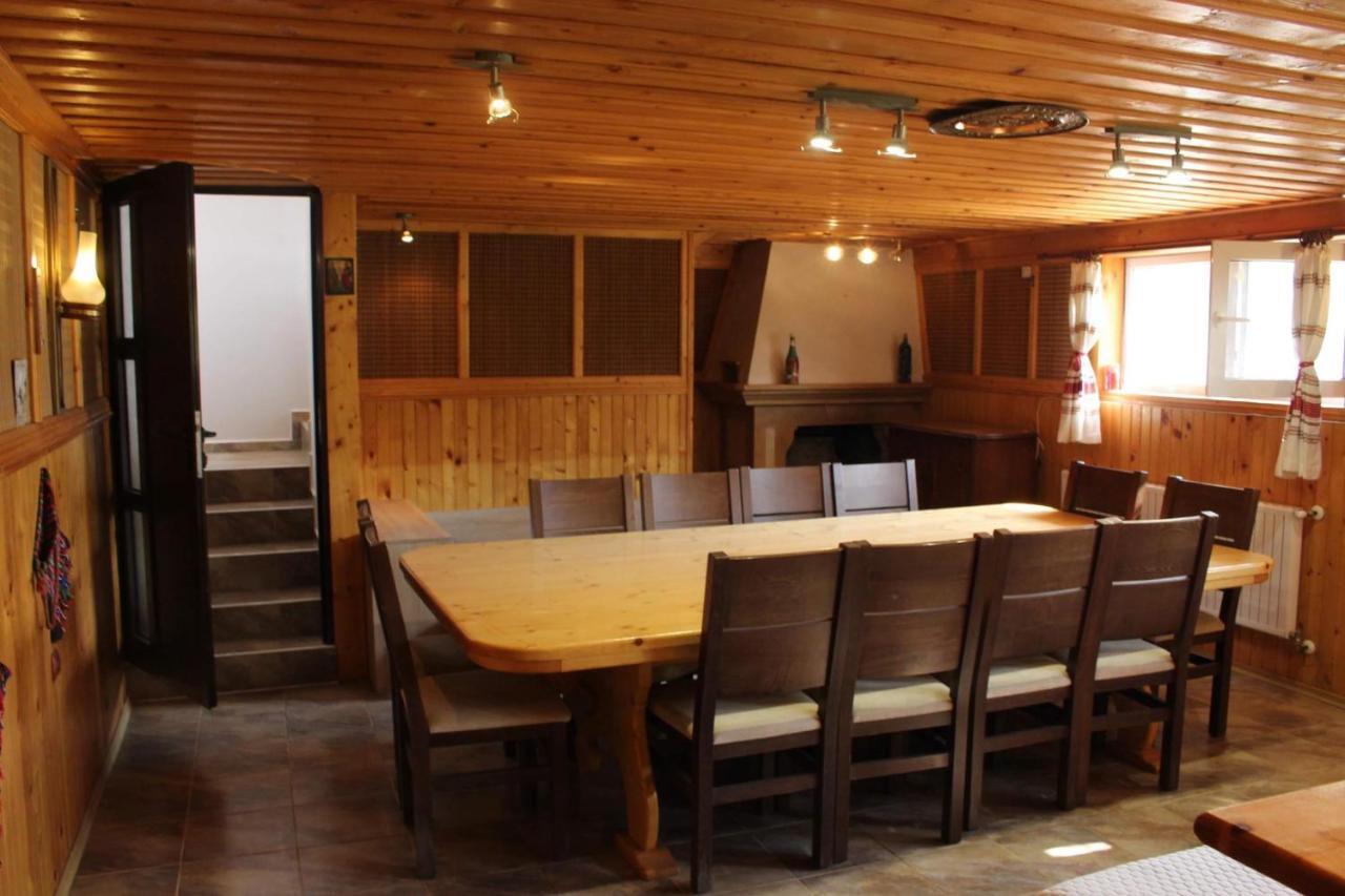 Ezerets Guest House Anita Екстериор снимка